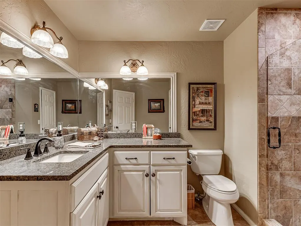 Photo 36 — 12504 Shire Lane, Oklahoma City, OK 73170