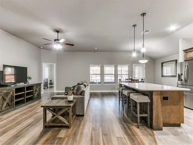 Photo 3 — 15521 Boulder Drive, Edmond, OK 73013