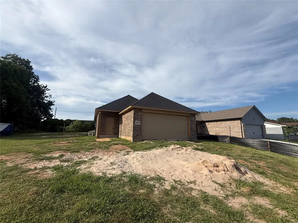 Front exterior — 2901 NE Success Street, Oklahoma City, OK 73111