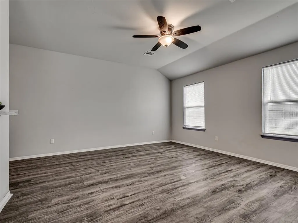 Photo 7 — 2009 Bosc Drive, Newcastle, OK 73065