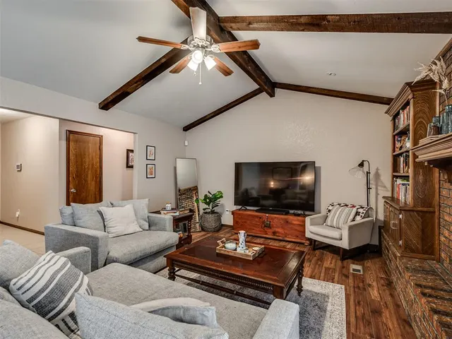 Photo 6 — 6904 Elk Canyon Road, Oklahoma City, OK 73162