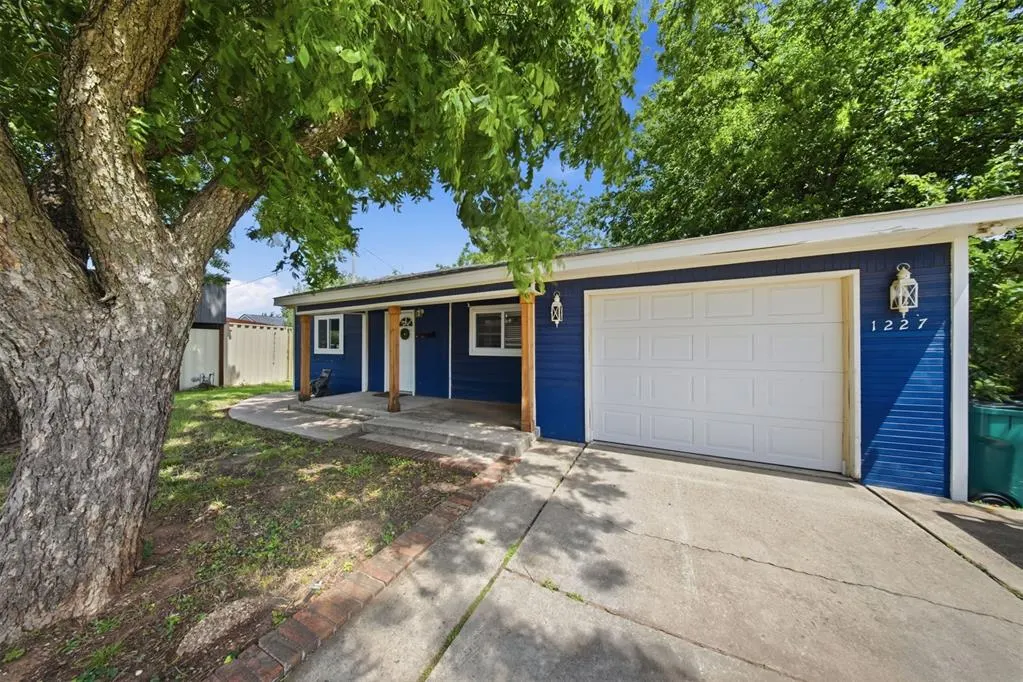 Photo 3 — 1227 NW 96th Street, Oklahoma City, OK 73114