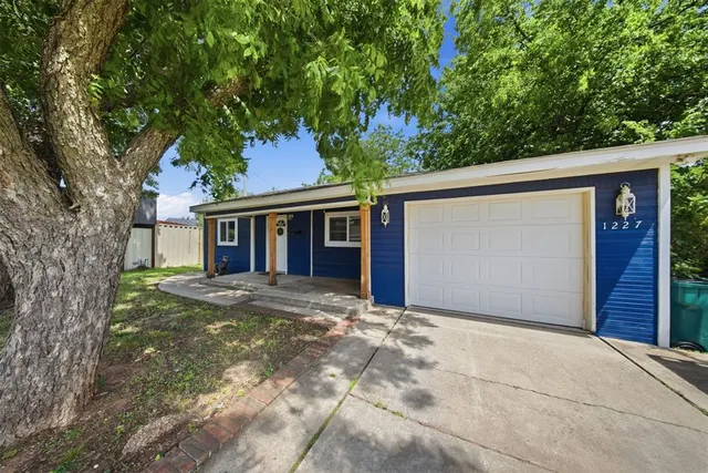 Photo 3 — 1227 NW 96th Street, Oklahoma City, OK 73114