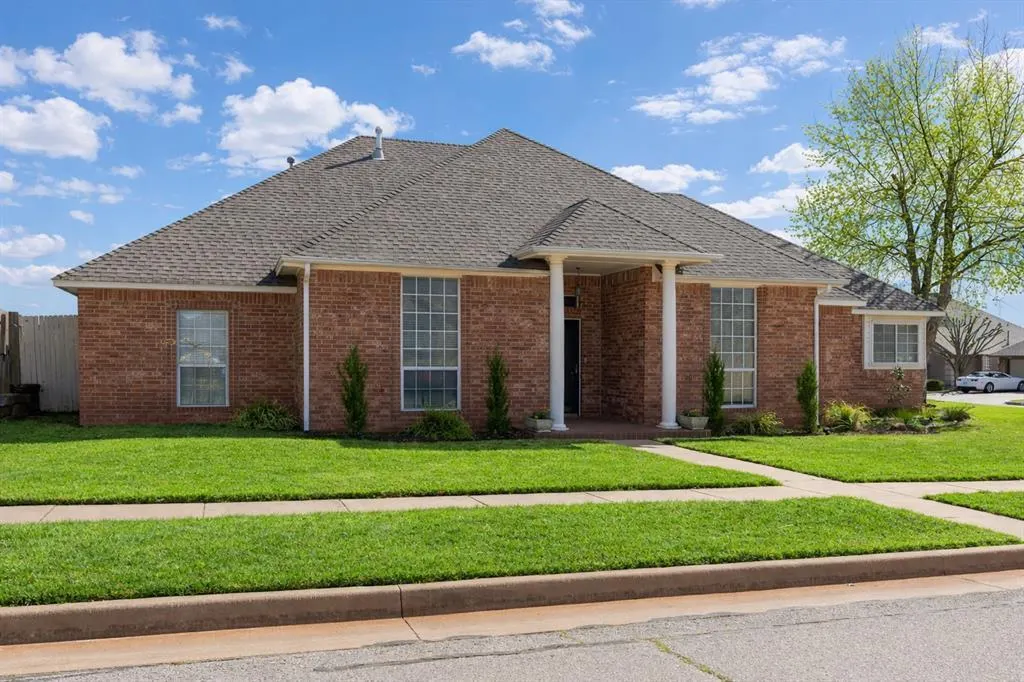 Photo 12 — 12700 Sutton Hill Road, Oklahoma City, OK 73142