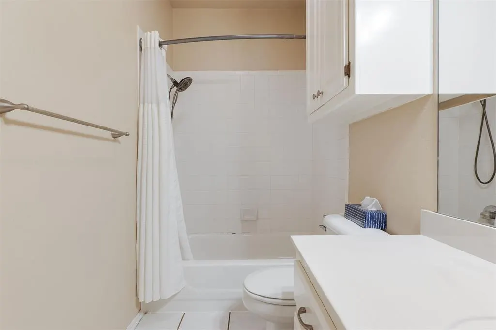 Photo 27 — 12700 Sutton Hill Road, Oklahoma City, OK 73142
