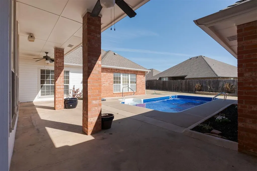 Photo 37 — 12700 Sutton Hill Road, Oklahoma City, OK 73142