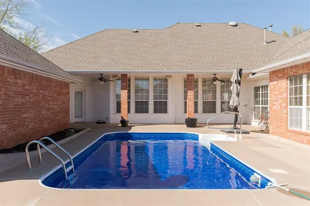 Photo 2 — 12700 Sutton Hill Road, Oklahoma City, OK 73142