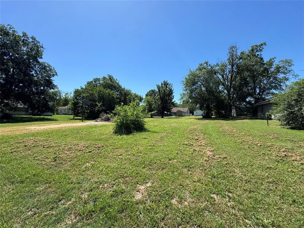 Front exterior — 620 W 6th Street, Stroud, OK 74079