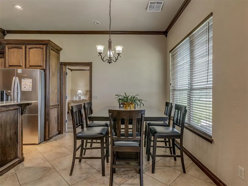 Photo 9 — 935 Silver Chase Drive, Choctaw, OK 73020