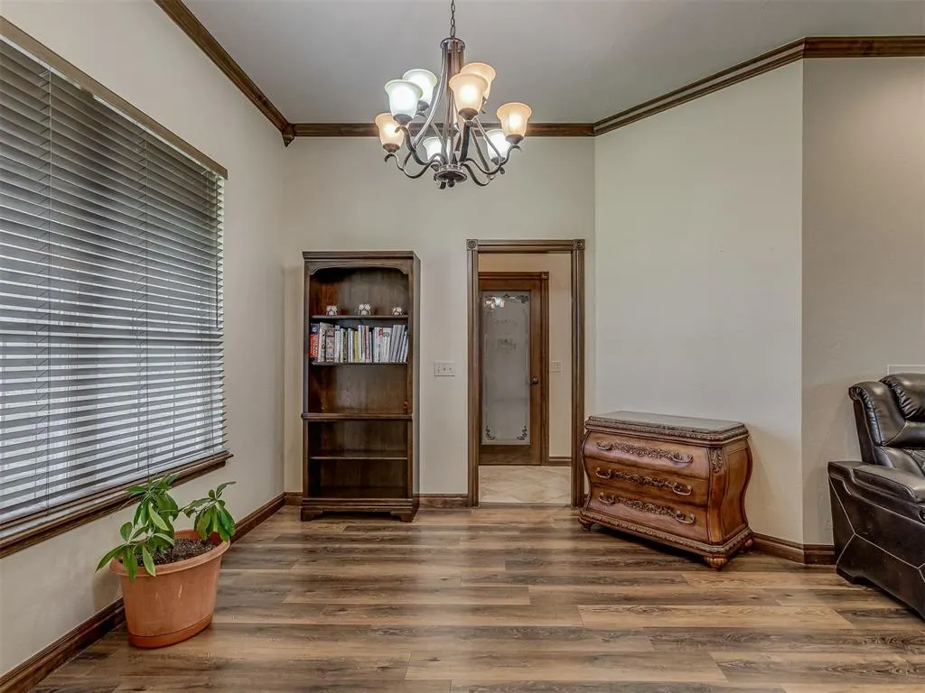 Photo 17 — 935 Silver Chase Drive, Choctaw, OK 73020