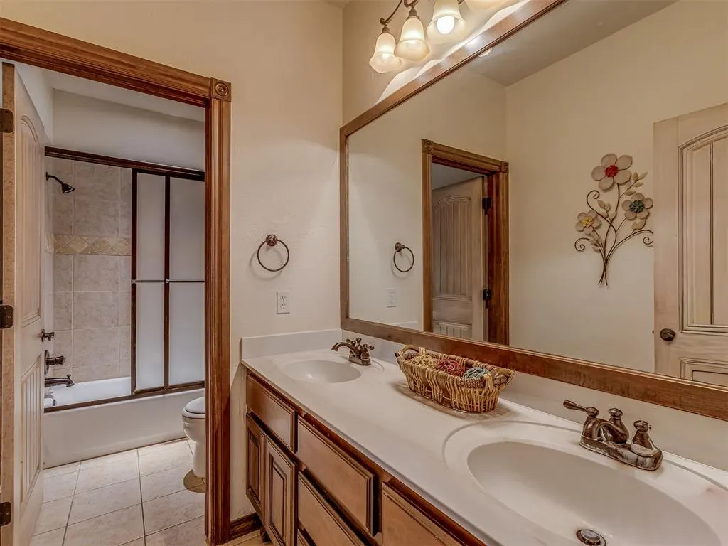 Photo 27 — 935 Silver Chase Drive, Choctaw, OK 73020