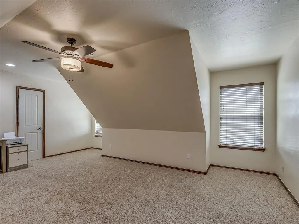 Photo 32 — 935 Silver Chase Drive, Choctaw, OK 73020