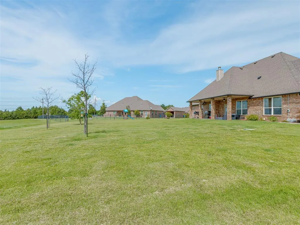 Photo 44 — 935 Silver Chase Drive, Choctaw, OK 73020