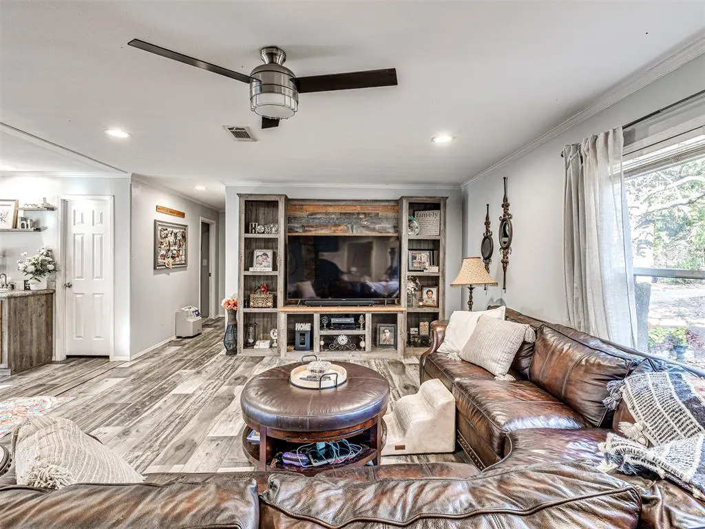 Photo 10 — 1916 SE 138th Avenue, Norman, OK 73026