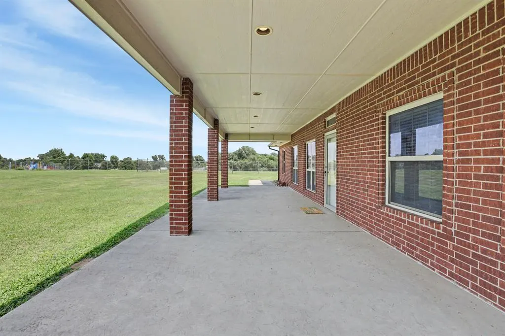 Photo 3 — 2560 Tori Lane, Newcastle, OK 73065