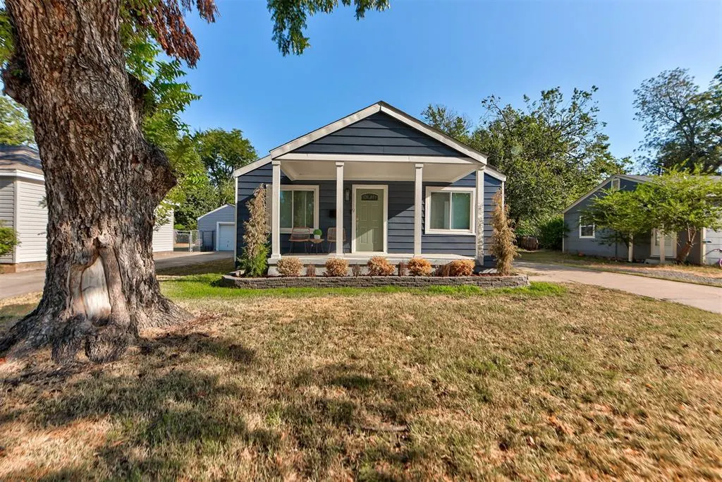 Front exterior — 1119 W Eufaula Drive, Norman, OK 73069