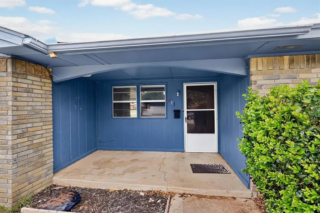 Photo 5 — 811 Ridgeway Drive, Yukon, OK 73099