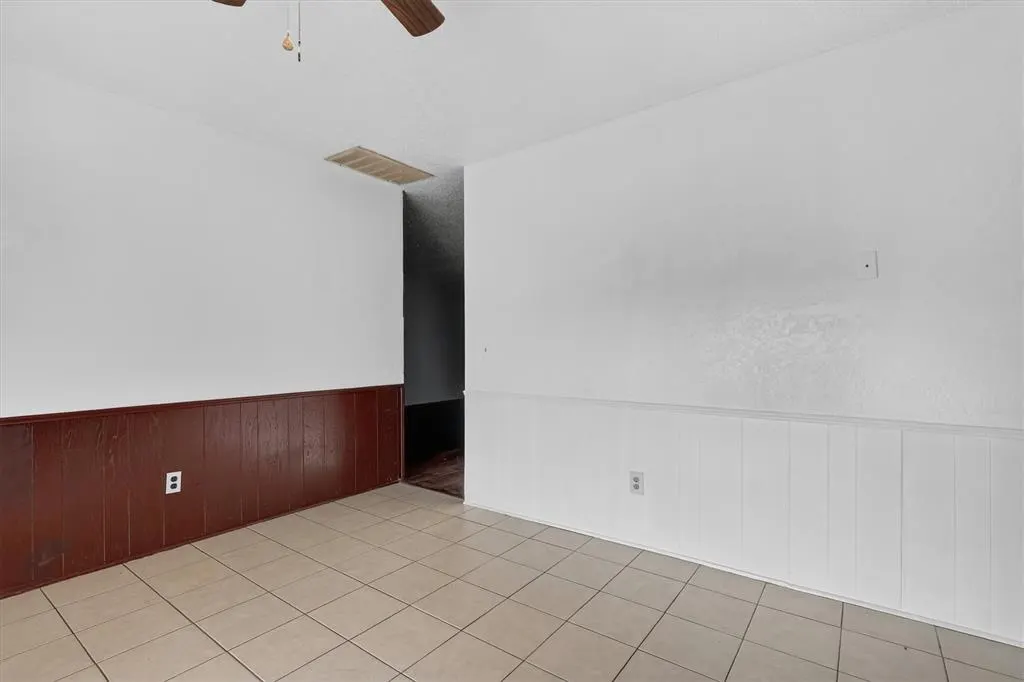 Photo 11 — 811 Ridgeway Drive, Yukon, OK 73099