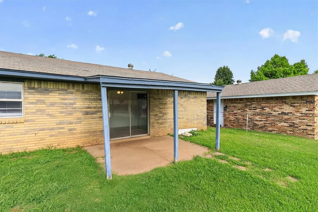 Photo 29 — 811 Ridgeway Drive, Yukon, OK 73099