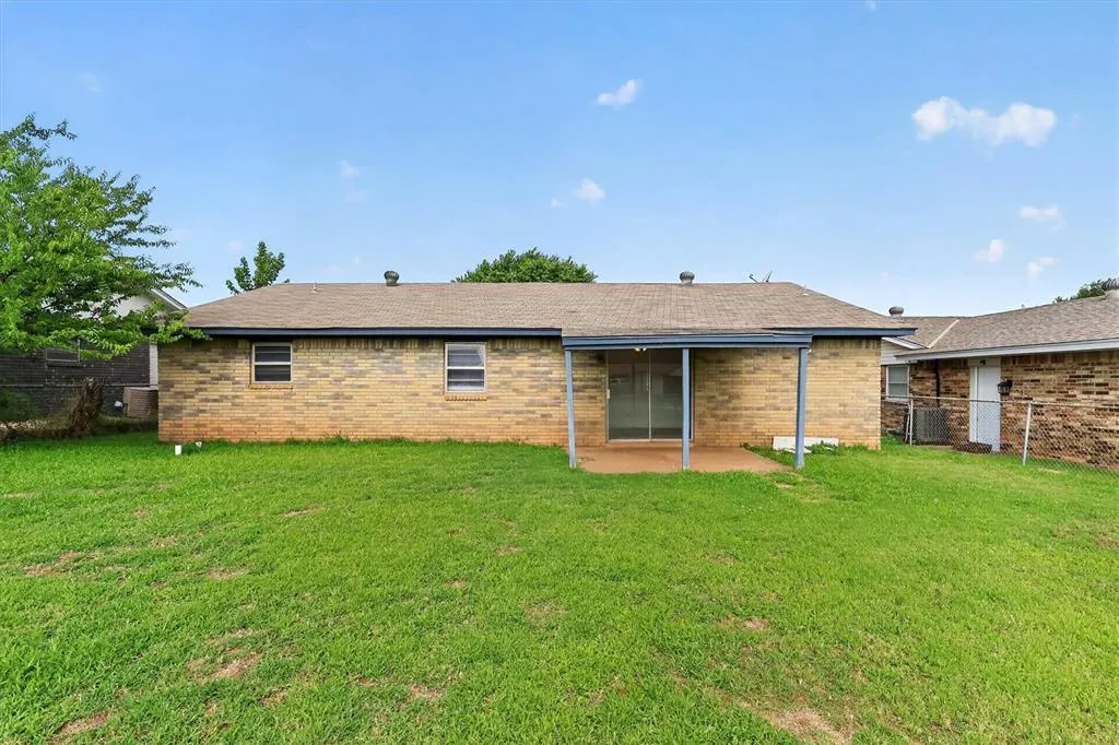 Photo 30 — 811 Ridgeway Drive, Yukon, OK 73099