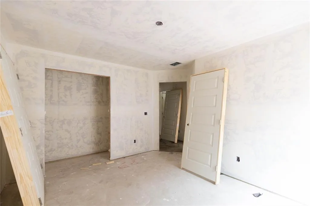 Photo 10 — 12501 SW 31st Street, Yukon, OK 73099