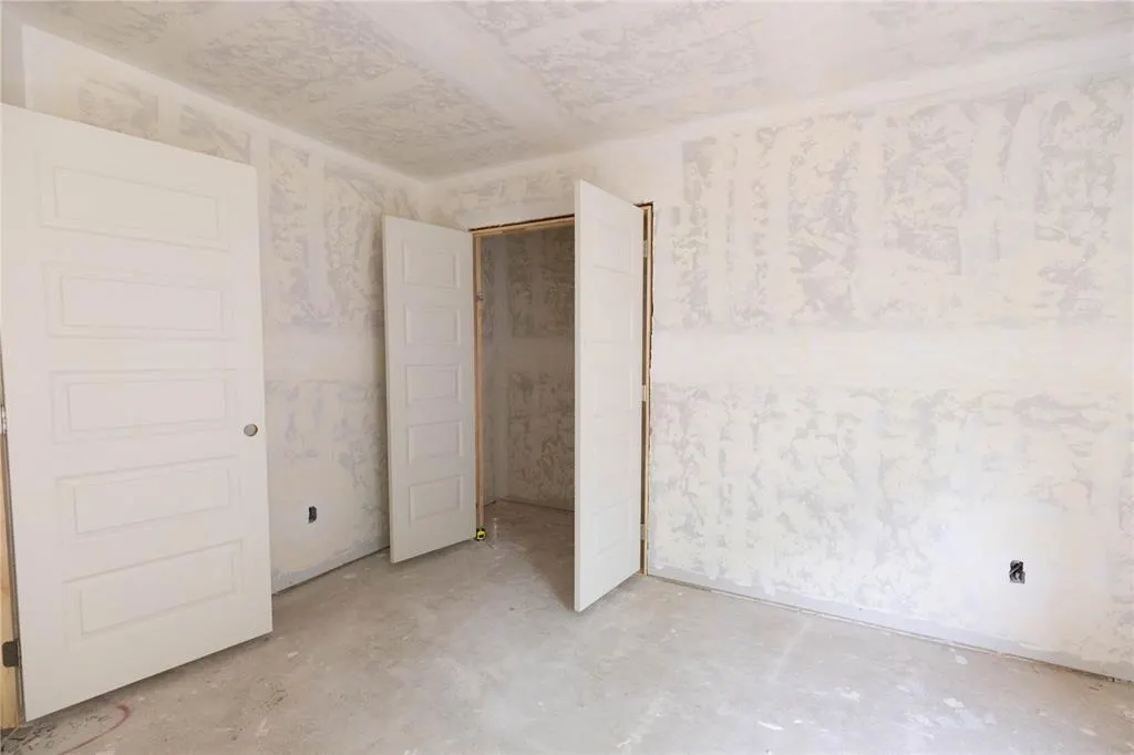 Photo 11 — 12501 SW 31st Street, Yukon, OK 73099