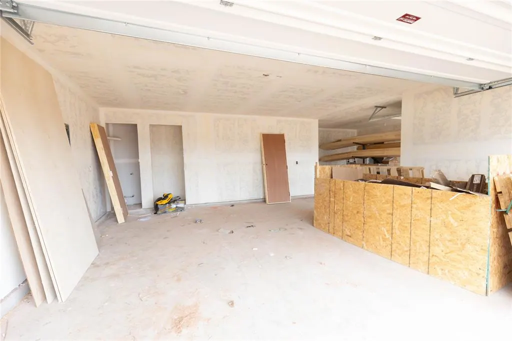 Photo 19 — 12501 SW 31st Street, Yukon, OK 73099