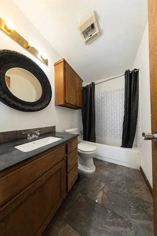 Photo 12 — 1113 Swan Lake Road, Edmond, OK 73003