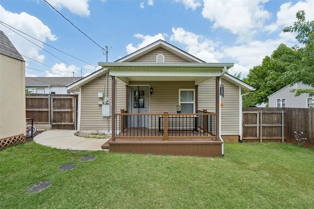 Photo 39 — 11 W Pulaski Street, Shawnee, OK 74804