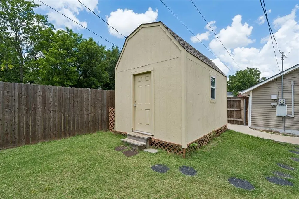 Photo 44 — 11 W Pulaski Street, Shawnee, OK 74804