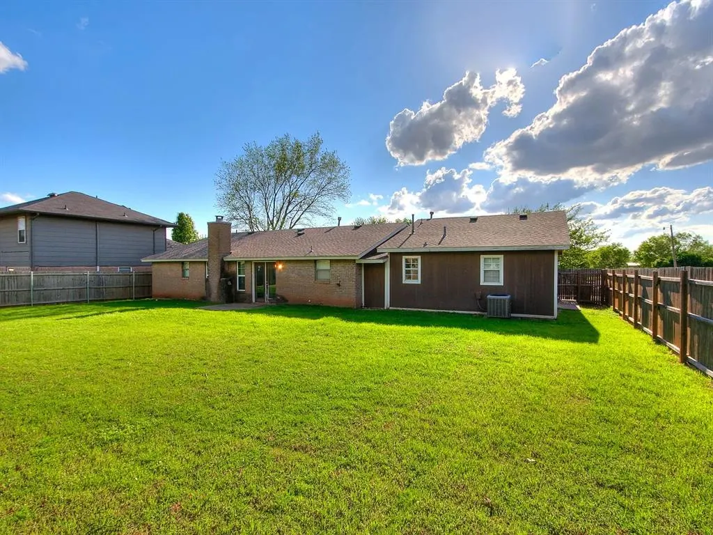 Photo 34 — 1300 San Fidel Lane, Edmond, OK 73003