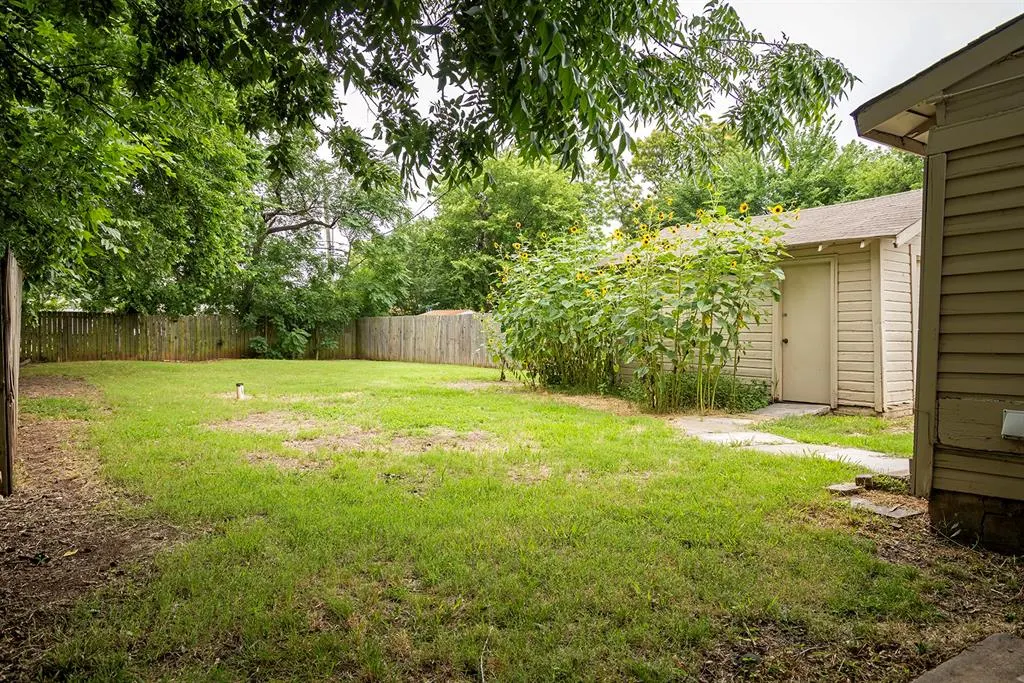 Photo 14 — 1608 NW 33rd Street, Oklahoma City, OK 73118
