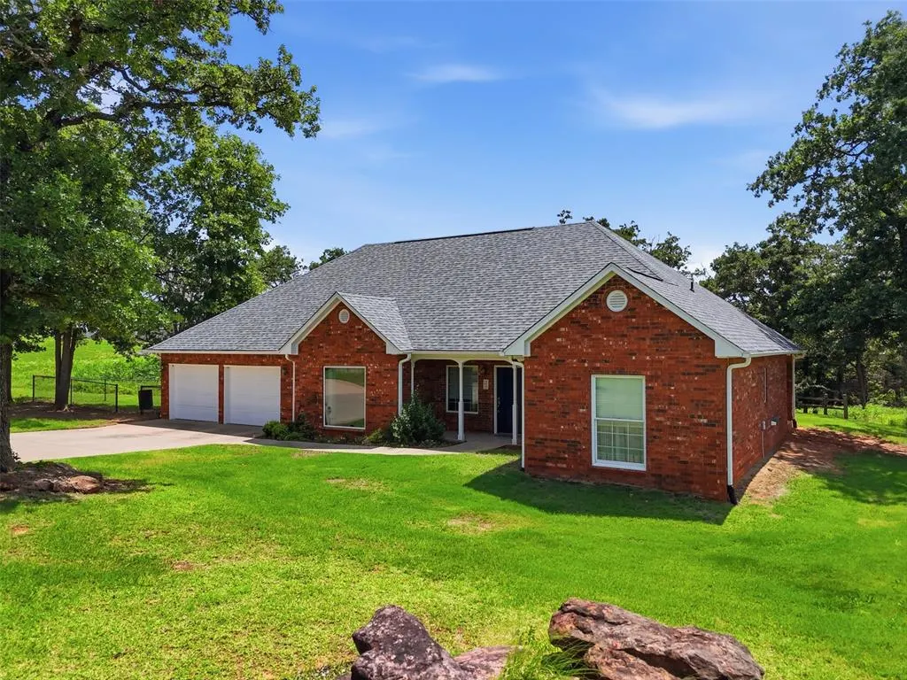 Front exterior — 6919 W 44th Estate, Stillwater, OK 74074