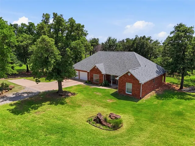 Photo 2 — 6919 W 44th Estate, Stillwater, OK 74074