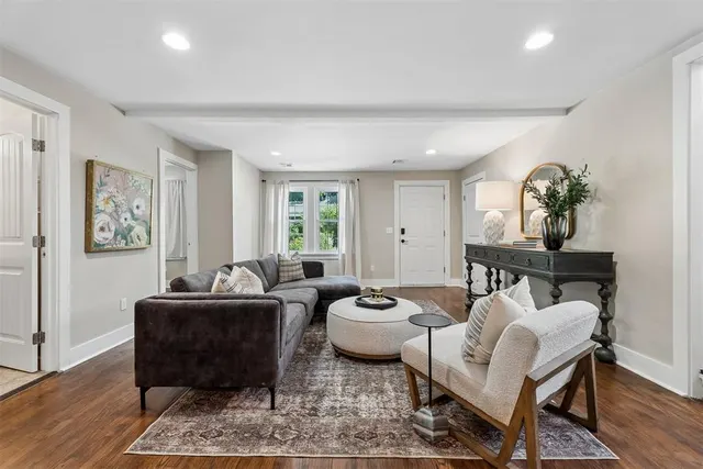 Photo 5 — 1615 NW 42nd Place, Oklahoma City, OK 73118