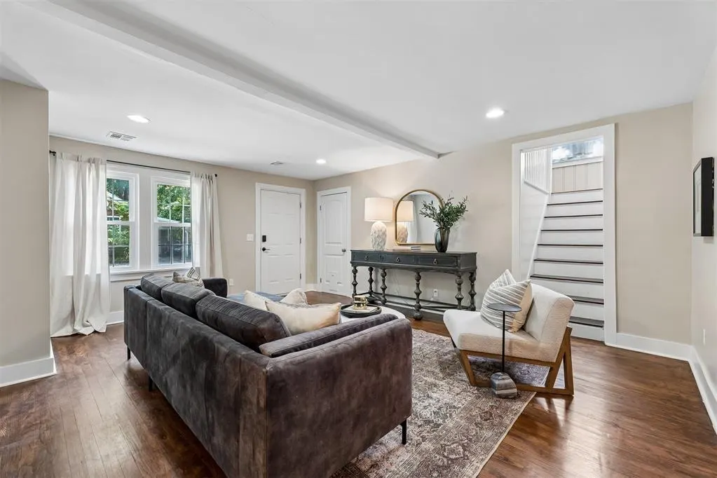 Photo 6 — 1615 NW 42nd Place, Oklahoma City, OK 73118