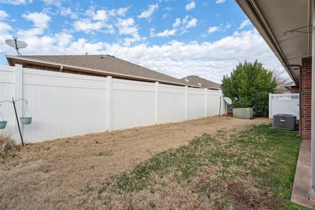Photo 48 — 25 Red Admiral Way, Edmond, OK 73013