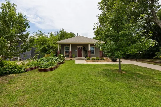 Photo 2 — 720 NE 30th Street, Oklahoma City, OK 73105