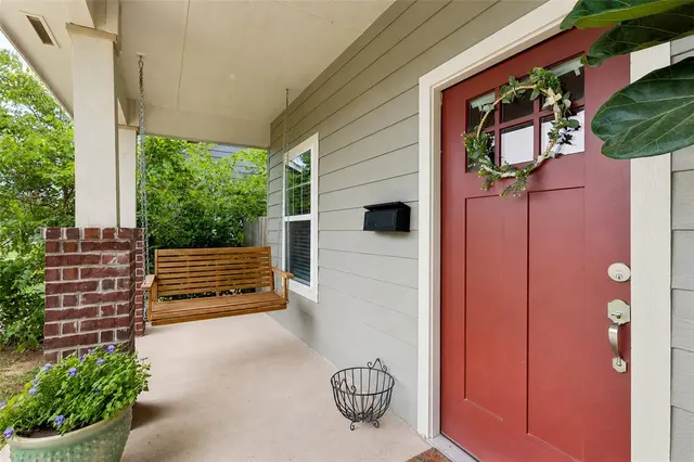 Photo 3 — 720 NE 30th Street, Oklahoma City, OK 73105