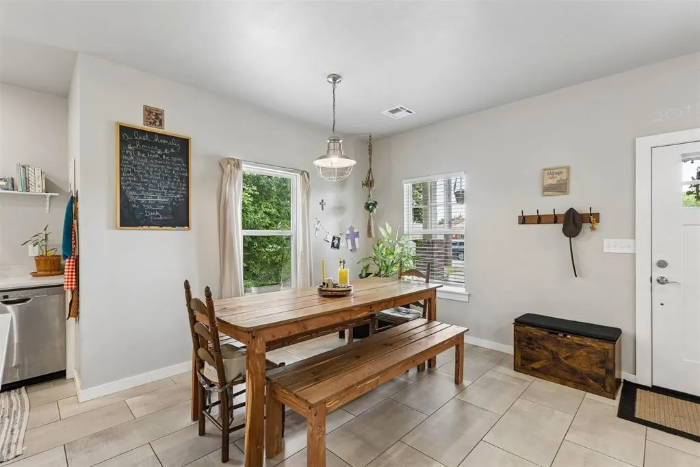 Photo 8 — 720 NE 30th Street, Oklahoma City, OK 73105