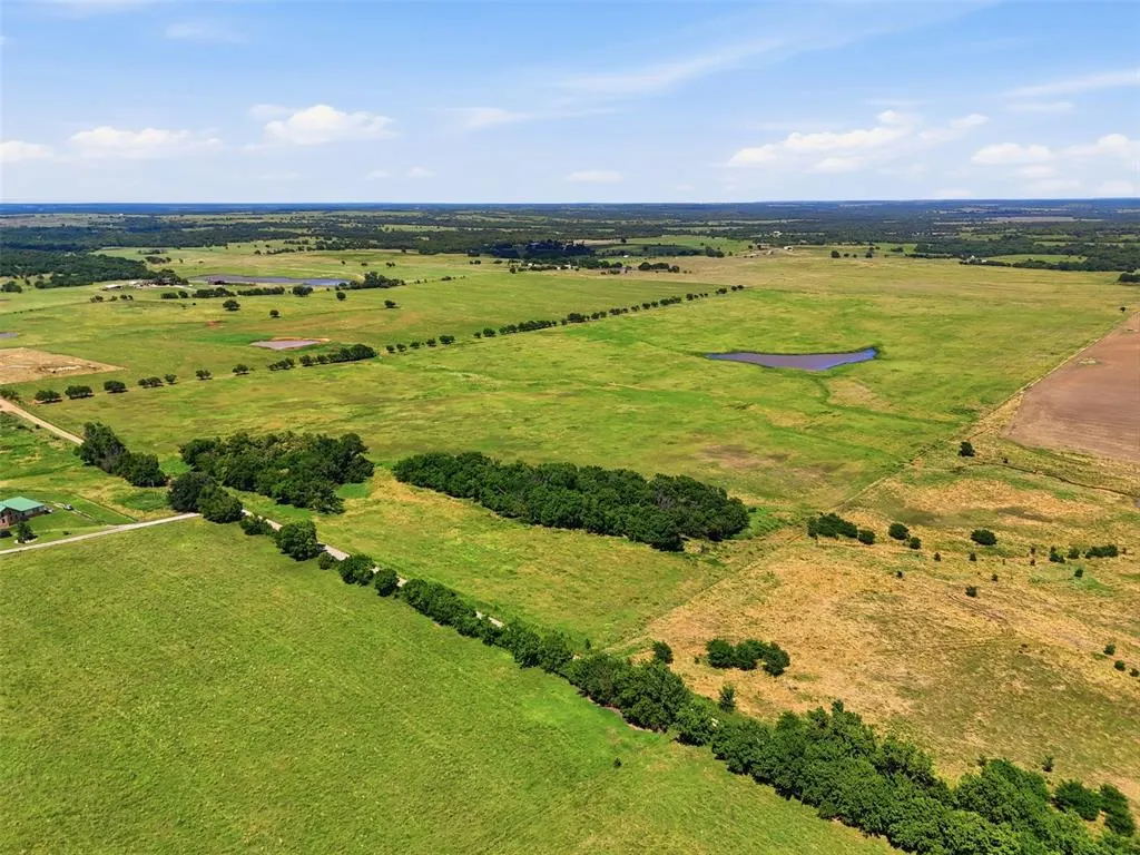 Front exterior — S 33800 Road, Morrison, OK 73061