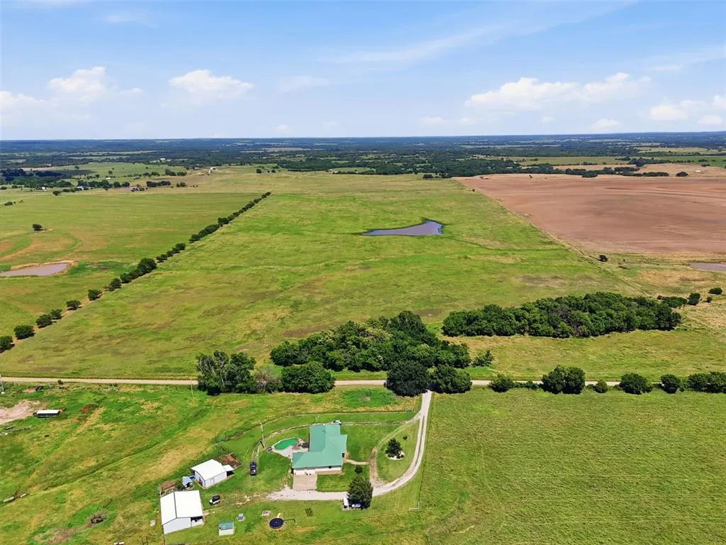 Photo 3 — S 33800 Road, Morrison, OK 73061