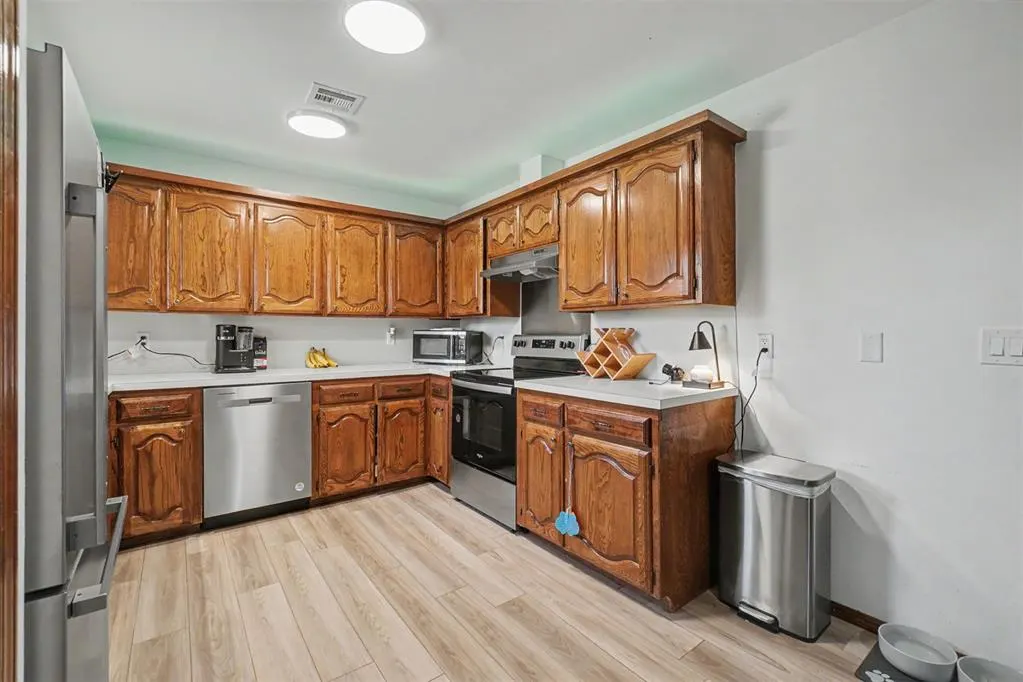Photo 10 — 1402 Partridge ( 1402 1/2) Lane, Cordell, OK 73632