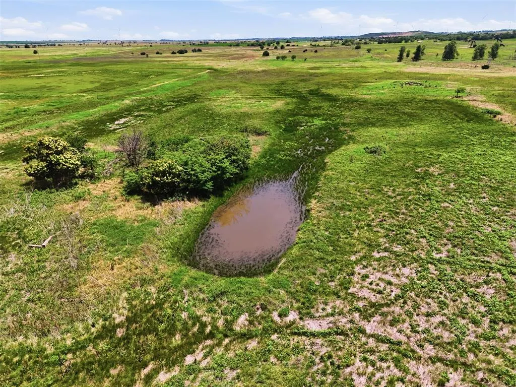 Photo 12 — E County Line Road, Tonkawa, OK 74653