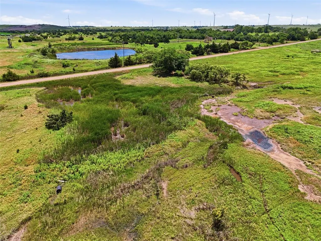 Photo 19 — E County Line Road, Tonkawa, OK 74653