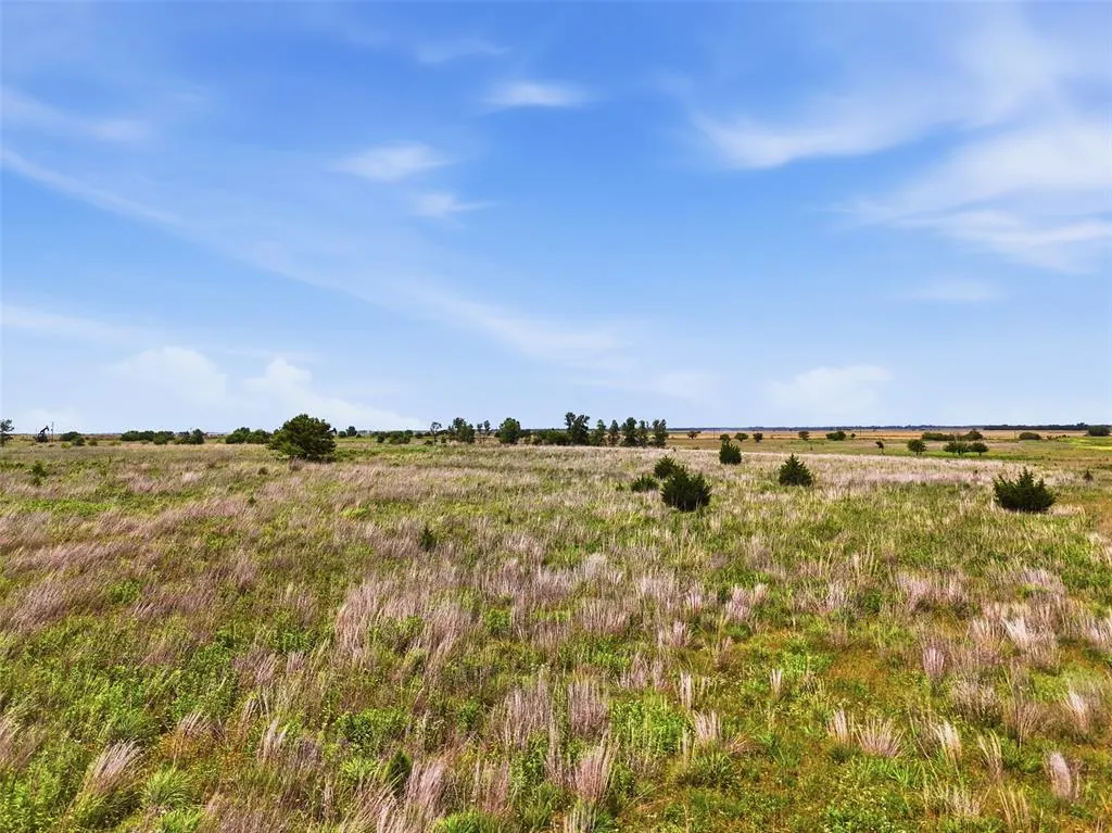 Photo 24 — E County Line Road, Tonkawa, OK 74653
