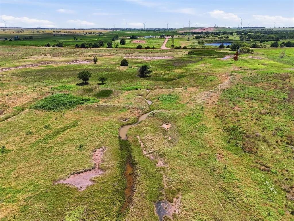 Photo 27 — E County Line Road, Tonkawa, OK 74653