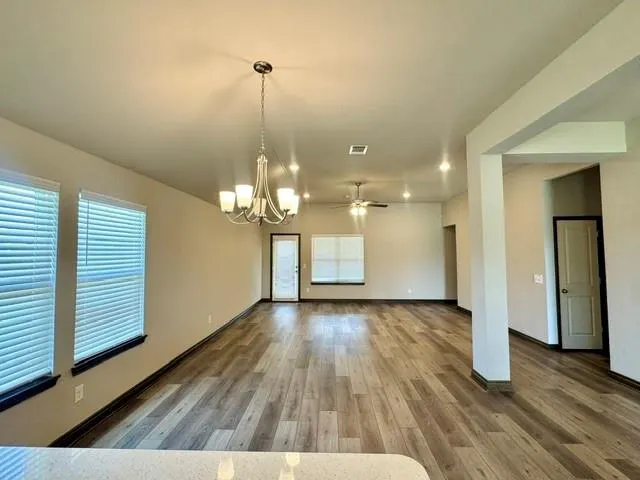 Photo 12 — 12900 NW 4th Street, Yukon, OK 73099