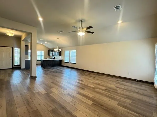 Photo 13 — 12900 NW 4th Street, Yukon, OK 73099