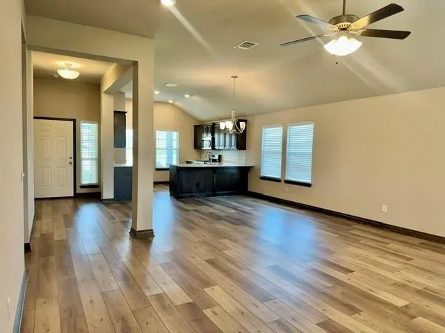 Photo 15 — 12900 NW 4th Street, Yukon, OK 73099